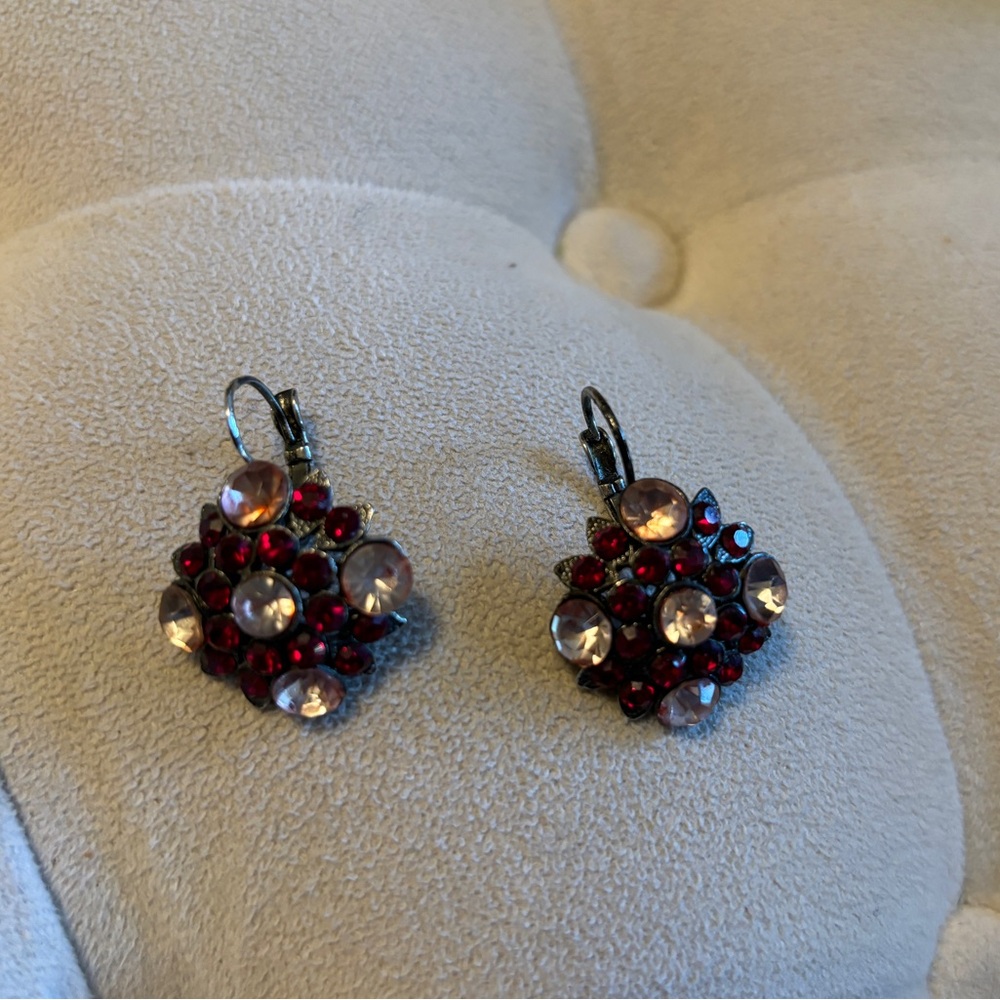 Red and white crystal earrings